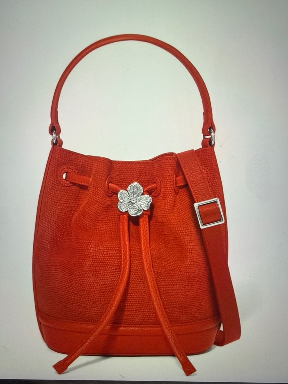 ♥️🆕 Brighton Everbloom Bucket Shoulder Bag with Flower Accent